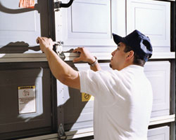 North Hollywood Garage Door Installation